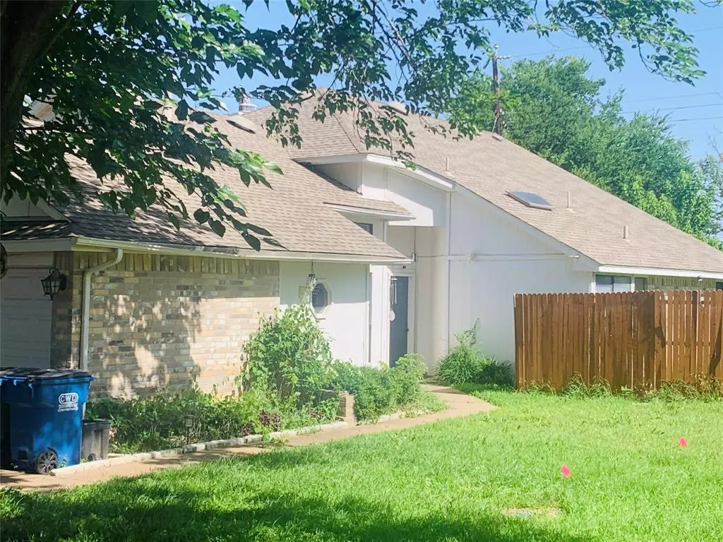 Glenn Heights, TX 75154,102 Hollywood Drive