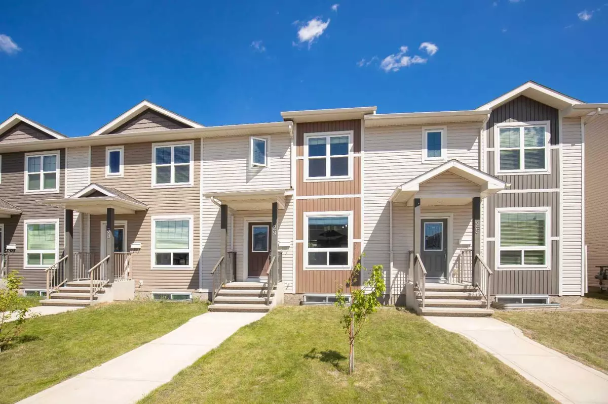 Blackfalds, AB T4M 0A7,33 Crimson CT