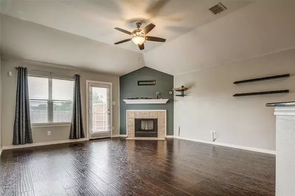 2700 Dawn Spring Drive, Little Elm, TX 75068