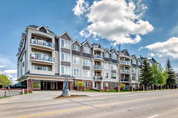 Sylvan Lake, AB T4S0G7,4707 50 ST #309