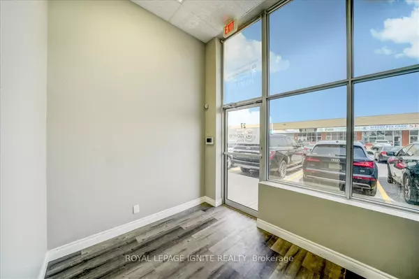 Toronto E11, ON M1B 0A7,1139 Morningside AVE #27