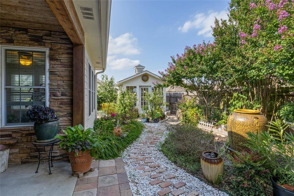 4425 Maple Shade Avenue, Sachse, TX 75048