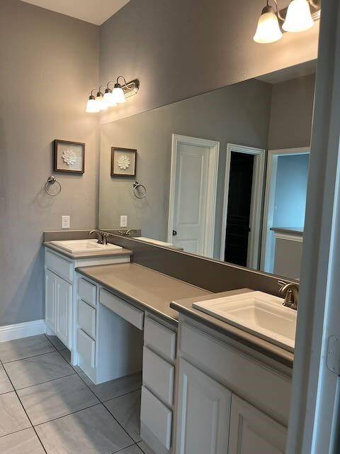 Argyle, TX 76226,1220 4th Street