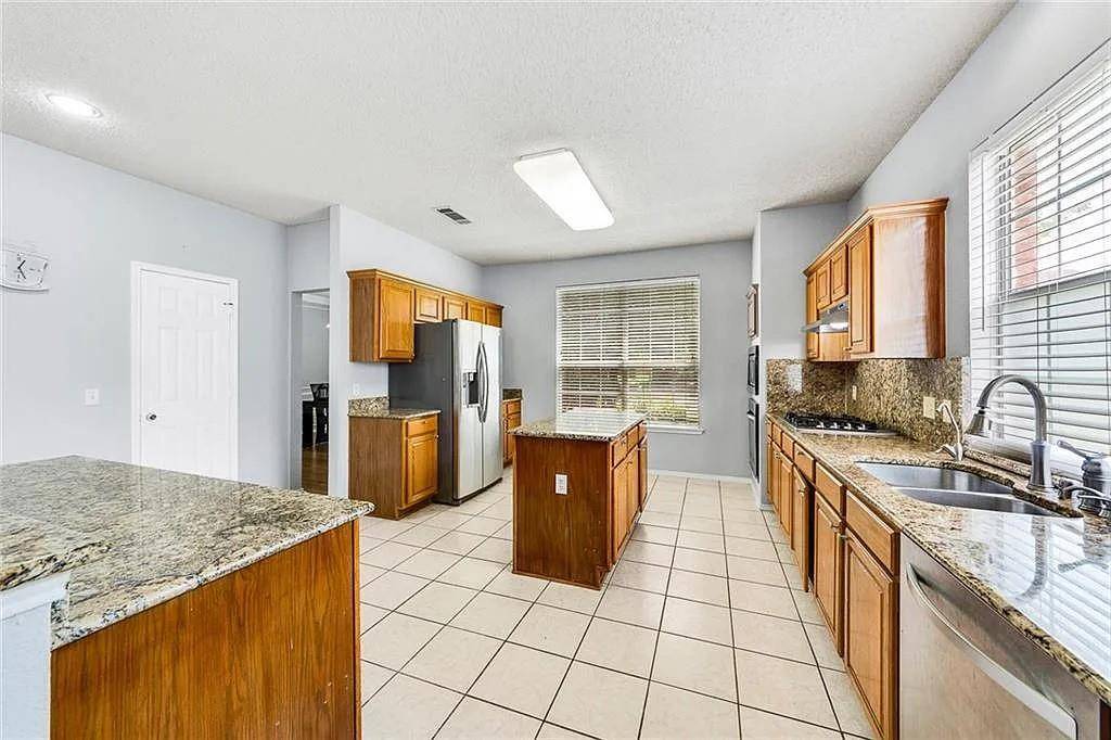 Plano, TX 75025,8501 Mesa Verde Drive