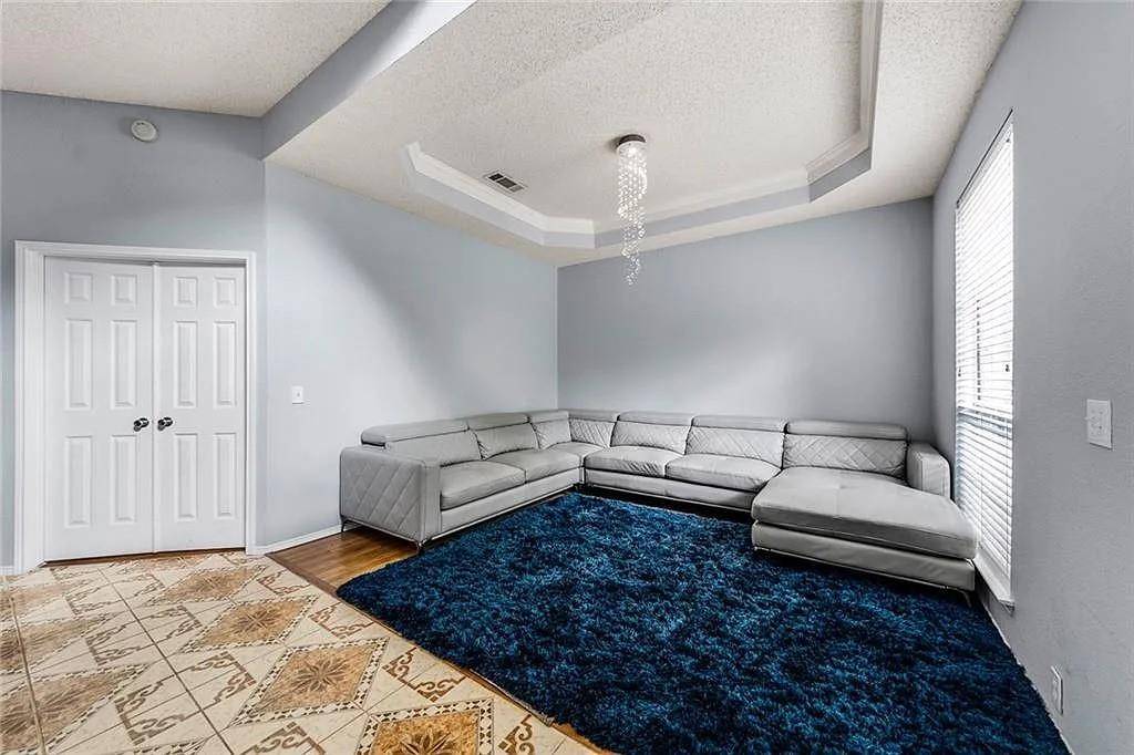 Plano, TX 75025,8501 Mesa Verde Drive