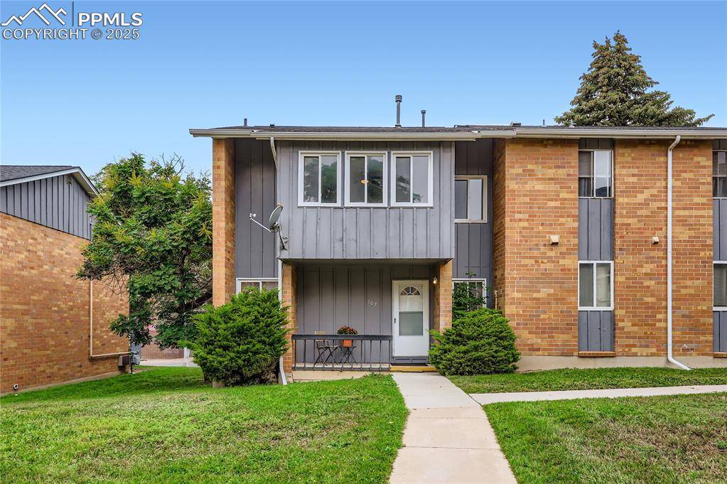 1625 N Murray BLVD #107, Colorado Springs, CO 80915