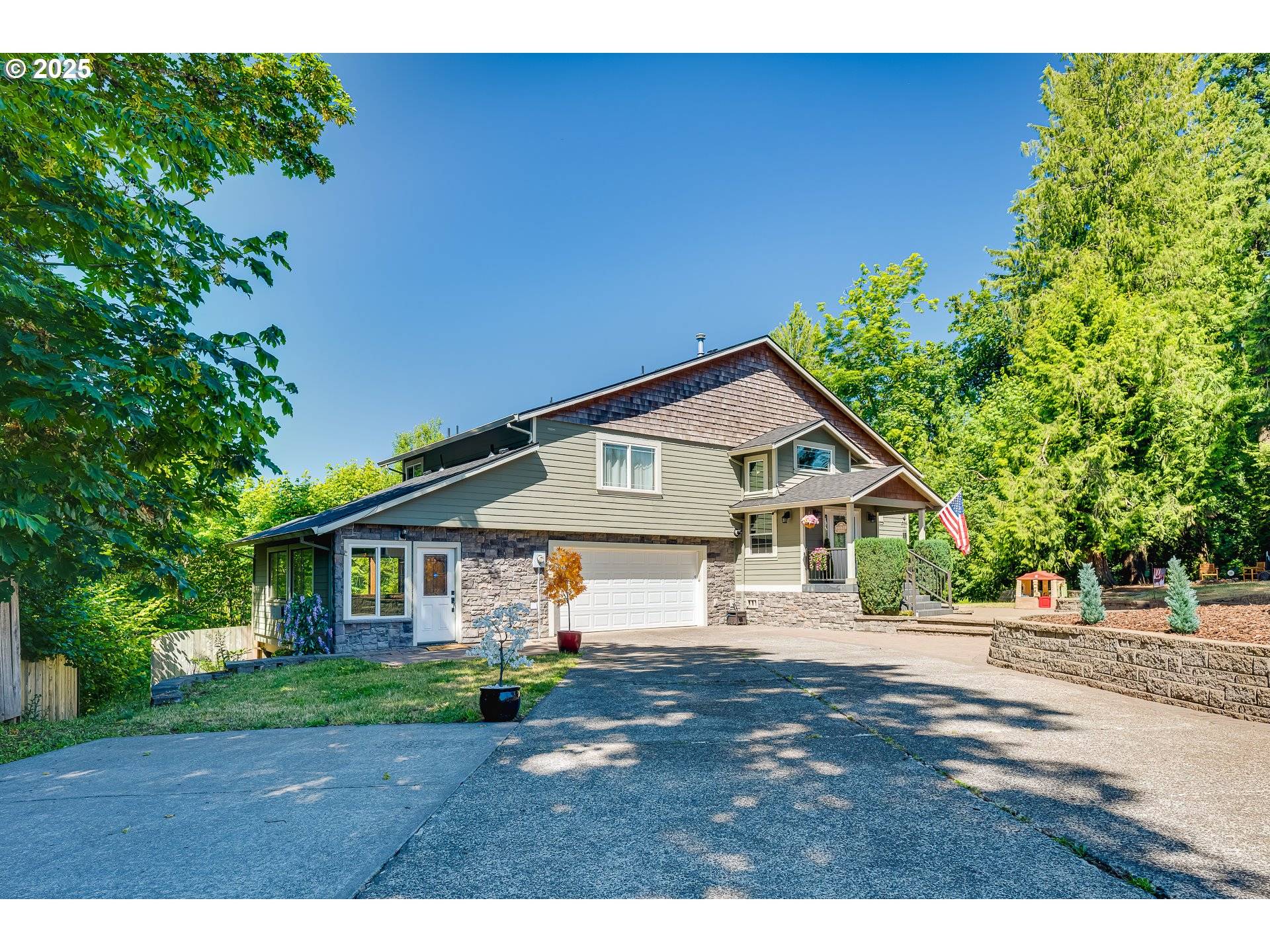 Sandy, OR 97055,38805 PARK ST