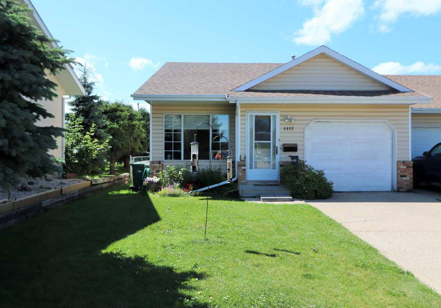 4402 52 ST, Ponoka, AB T4J 1J6