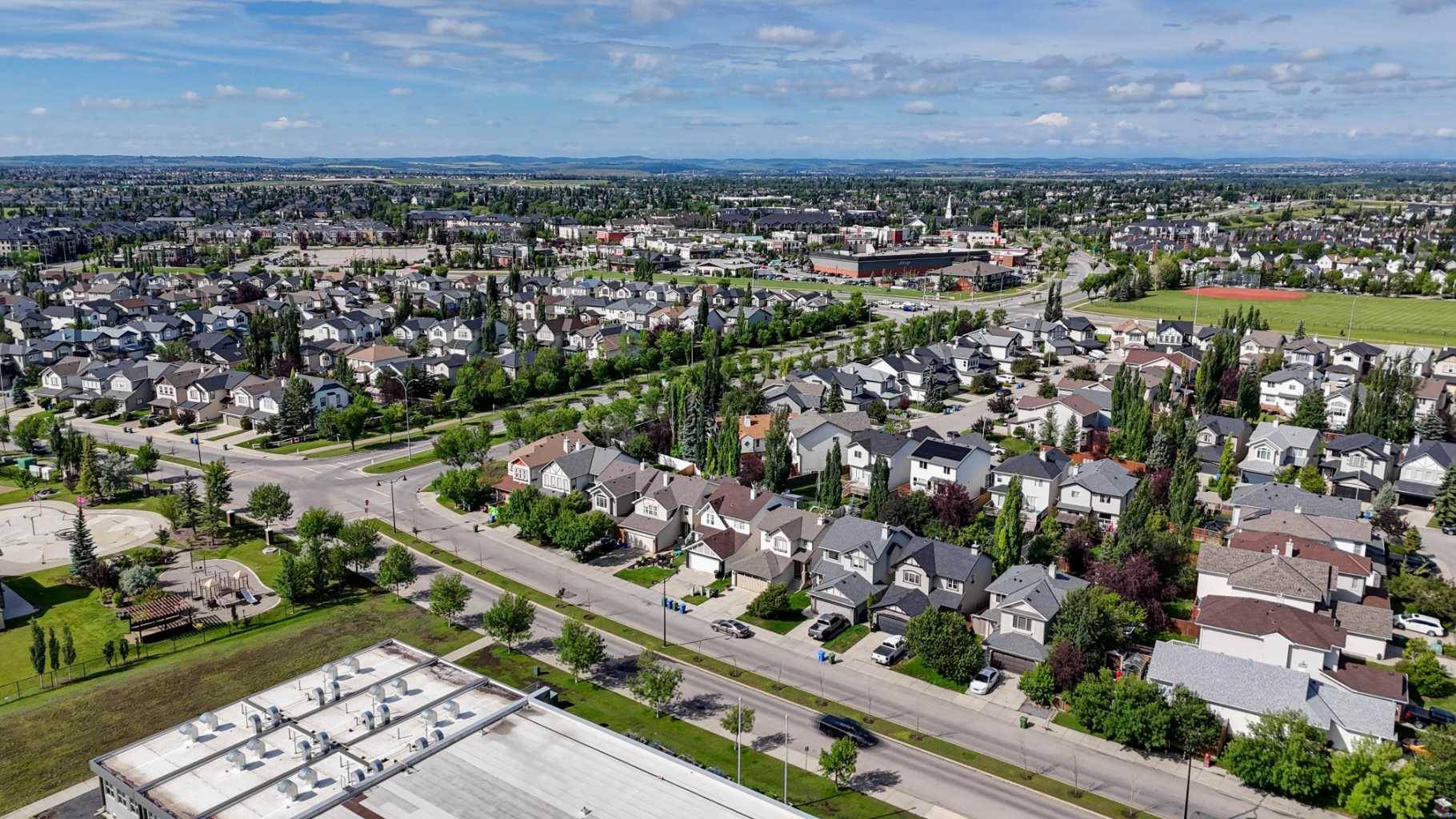 Calgary, AB T2Z 4B2,19 New Brighton DR SE