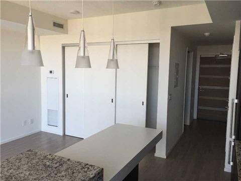 Toronto C08, ON M4Y 1V2,101 Charles ST E #2607
