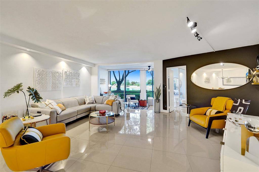 3090 N Course Dr #108, Pompano Beach, FL 33069