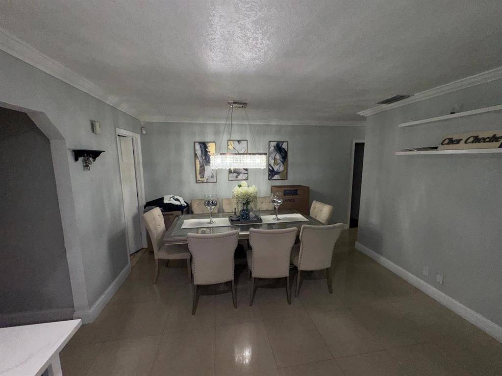 North Lauderdale, FL 33068,6704 Inwood