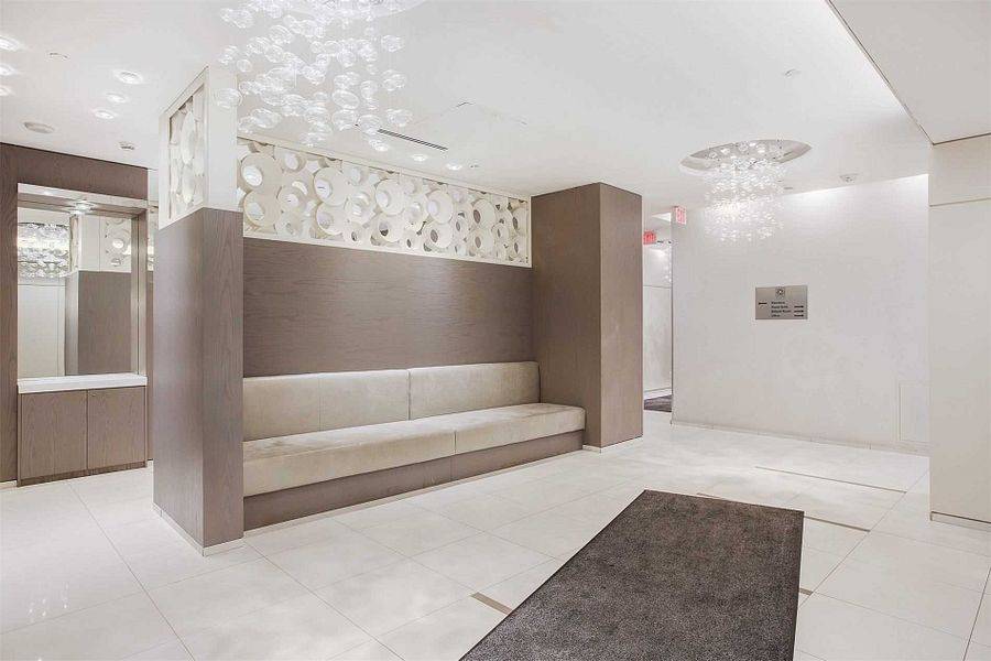 Richmond Hill, ON L4C 0Y6,9088 Yonge ST #907