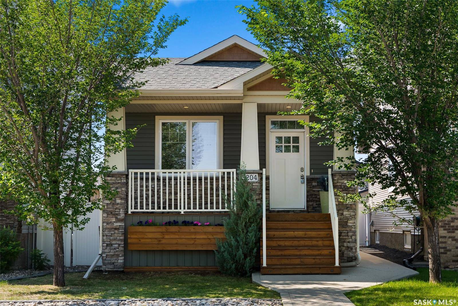 5204 Aerial CRESCENT, Regina, SK S4W 0C8