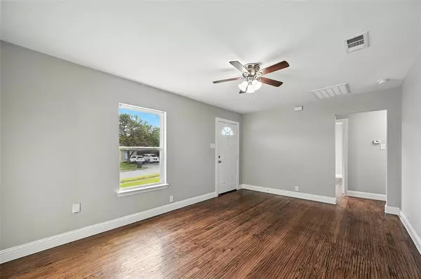 Dallas, TX 75227,6520 Lovett Avenue