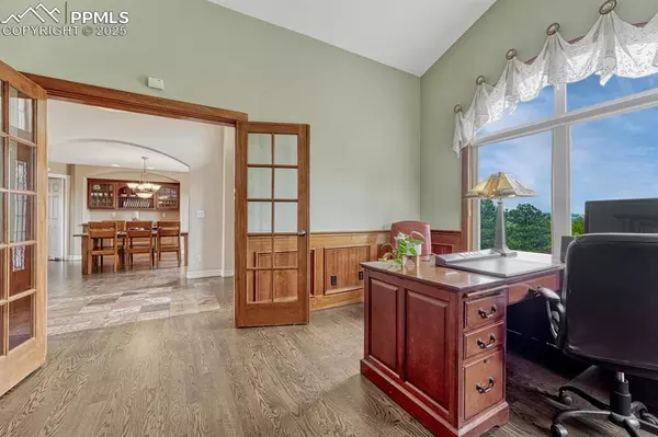 Larkspur, CO 80118,1127 Buttermilk RD