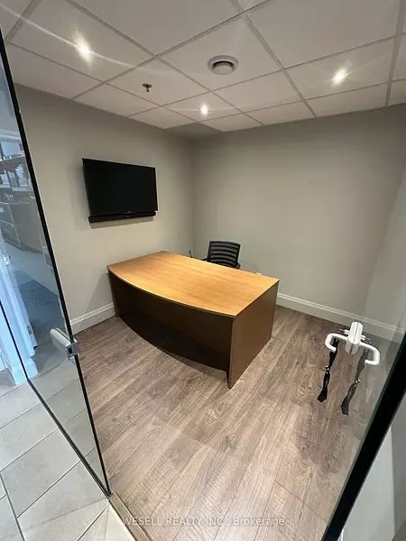 Vaughan, ON L4K 3T8,665 Millway AVE #39 - Office Room