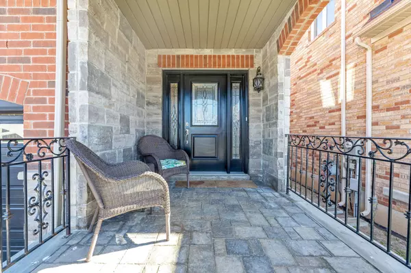 Milton, ON L9T 7R1,602 Yates DR