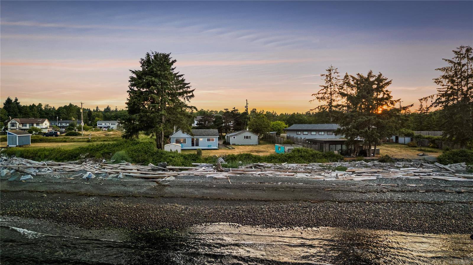 3813 Island Hwy S, Campbell River, BC V9H 1M4