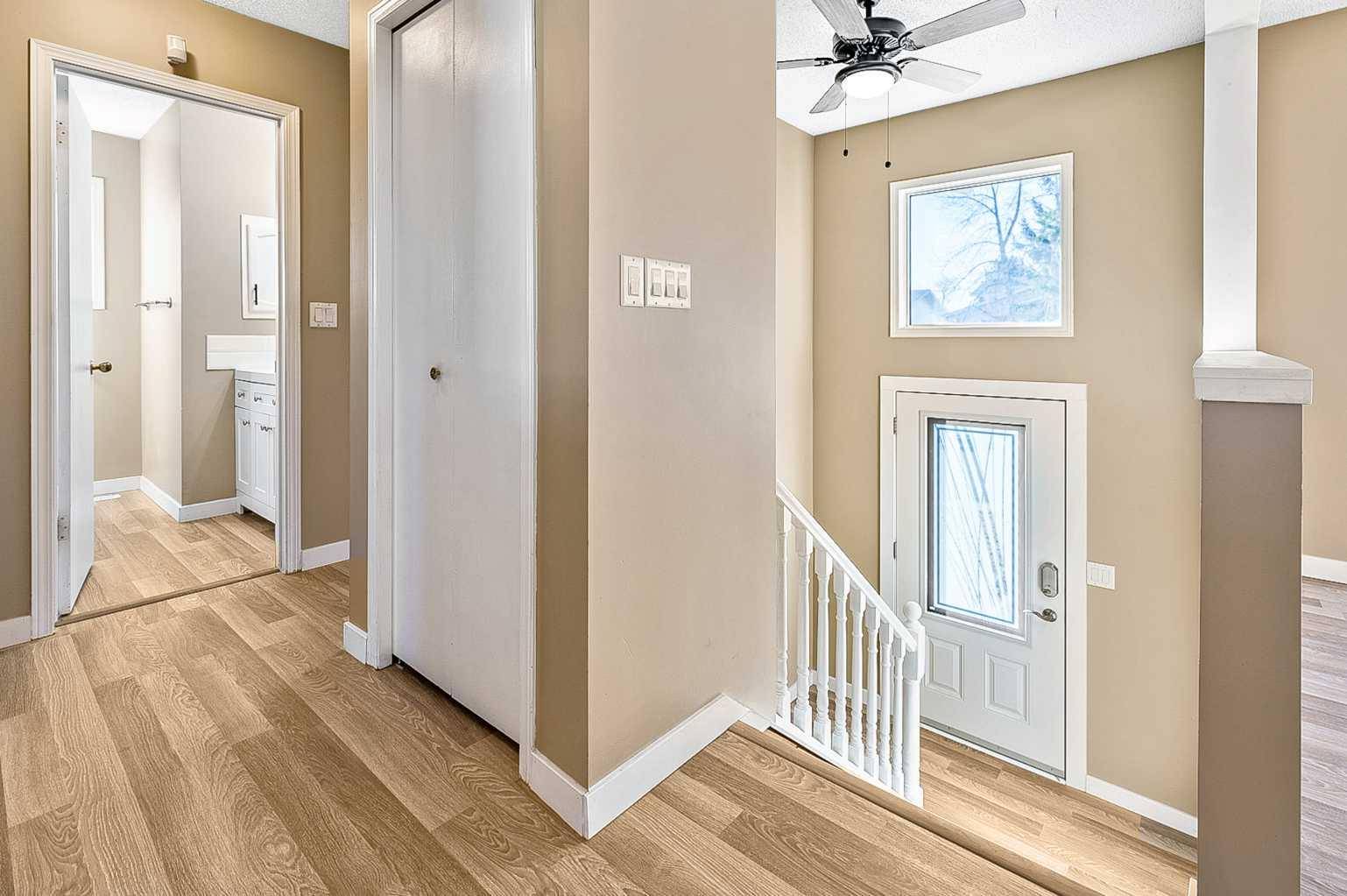Calgary, AB T3K 3H4,24 MacEwan Meadow Link NW