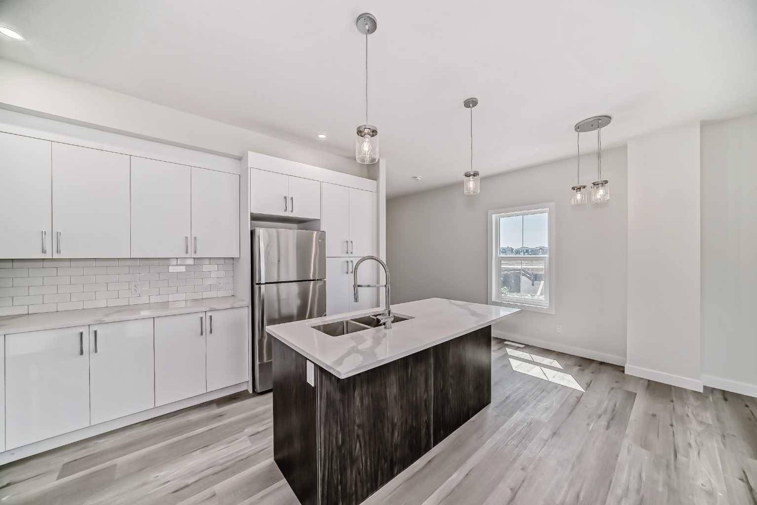 High River, AB T1V 0G1,351 Monteith DR Southeast #72