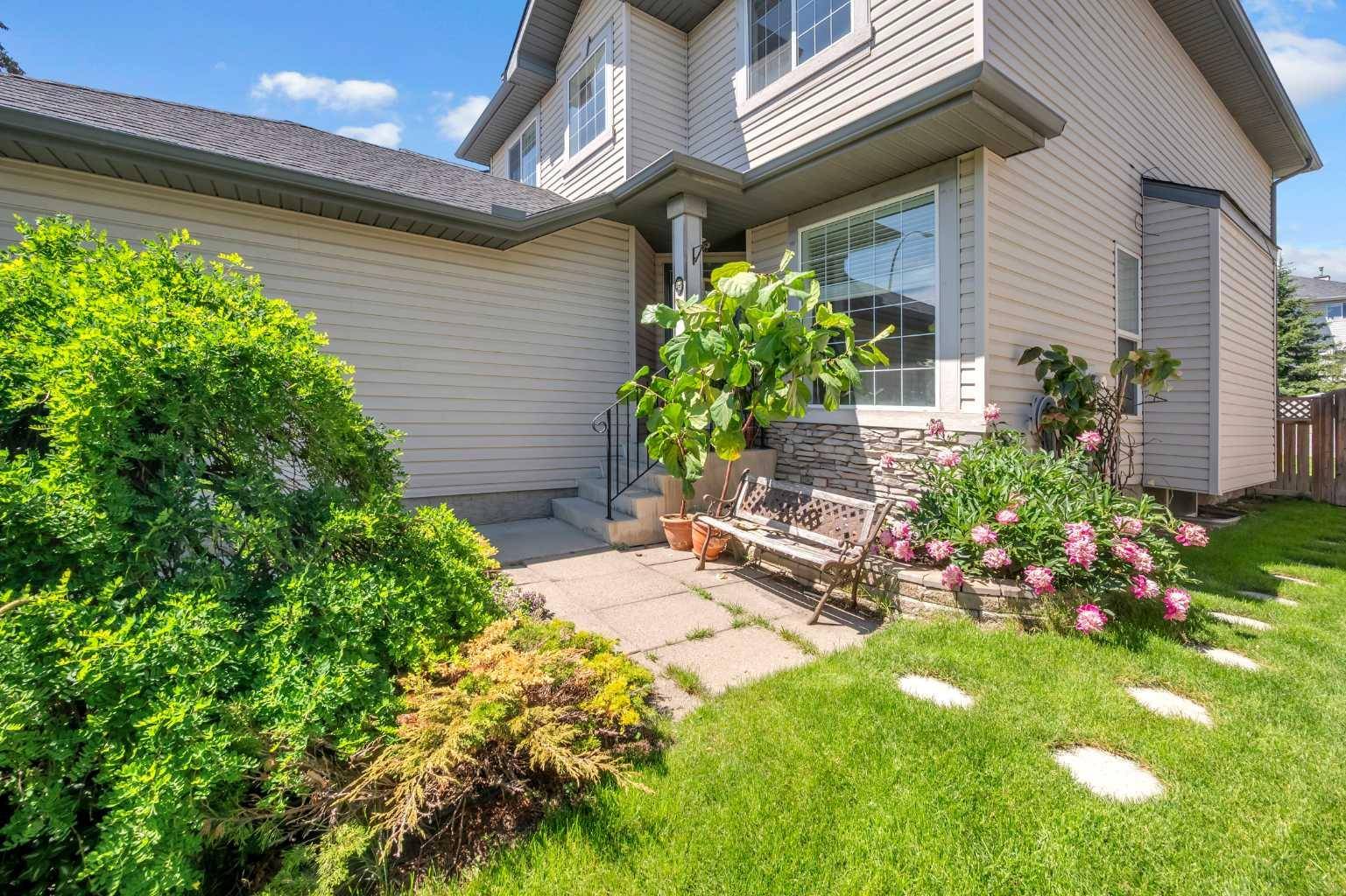 Calgary, AB T3G 4P9,50 Citadel Ridge GN NW