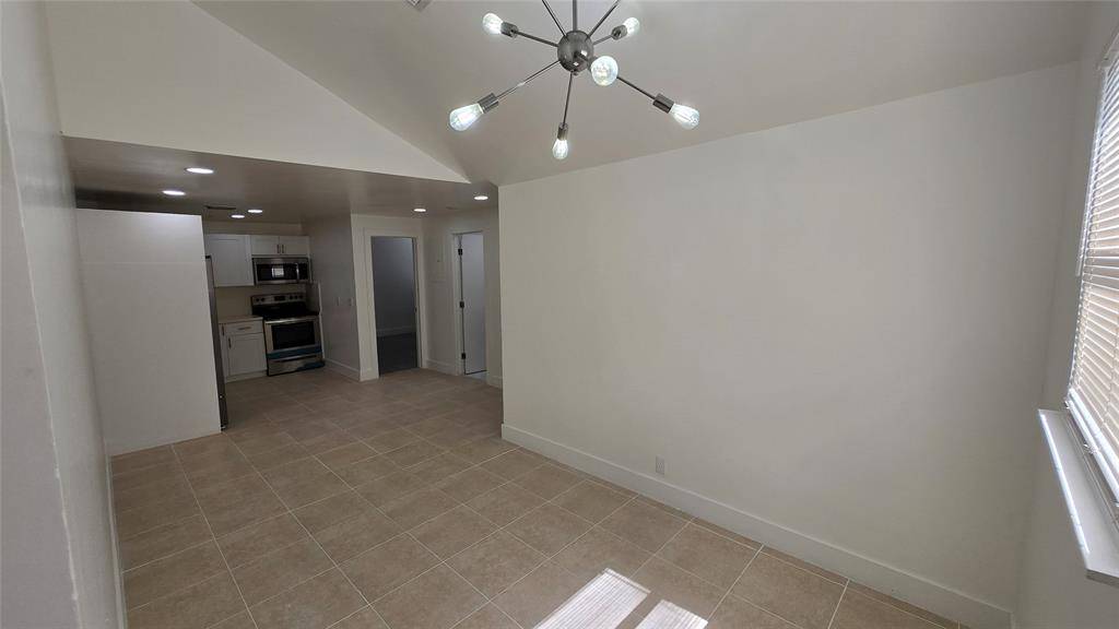 Fort Lauderdale, FL 33311,1033 NW 3rd Ave #1