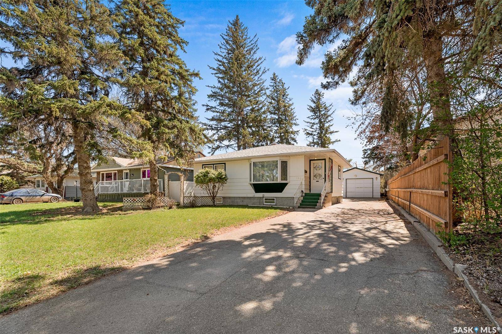 1033 Coteau STREET W, Moose Jaw, SK S6H 5G3