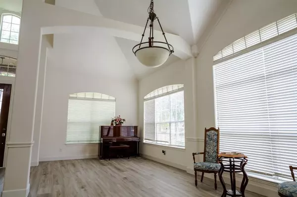 Richardson, TX 75082,3221 Summerfield Drive