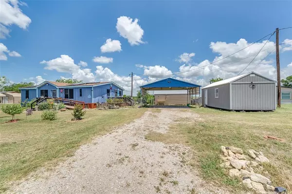 269 Latham Lane, New Fairview, TX 76078