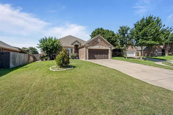 Benbrook, TX 76126,8409 Estandarte Court