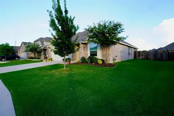 Van Alstyne, TX 75495,521 Mccoy Drive