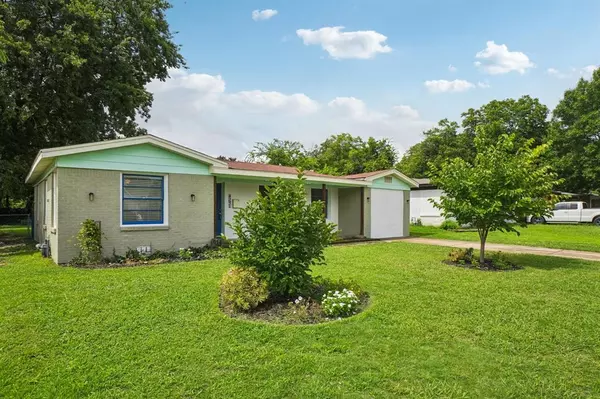 Fort Worth, TX 76114,5621 Dennis Avenue