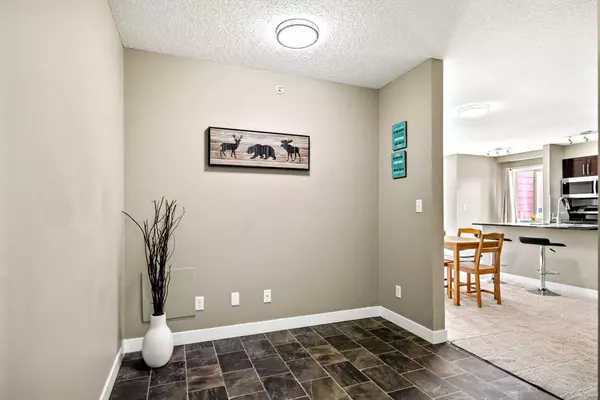 Calgary, AB T3J 0S3,15 Saddlestone WAY NE #419
