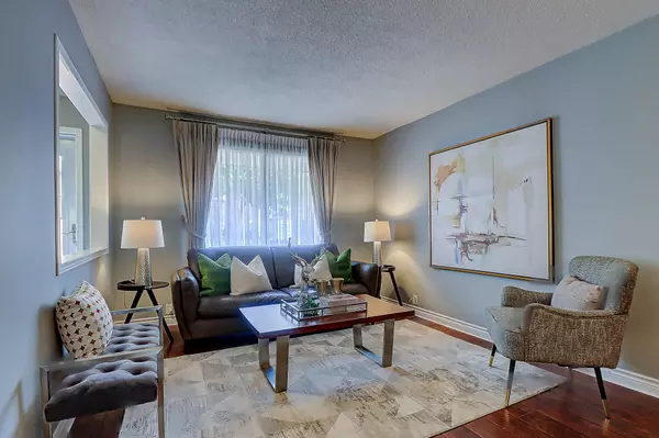 Markham, ON L3R 4W1,45 Vanessa RD