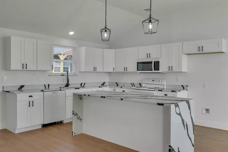 12069 Fm 1392, Terrell, TX 75160