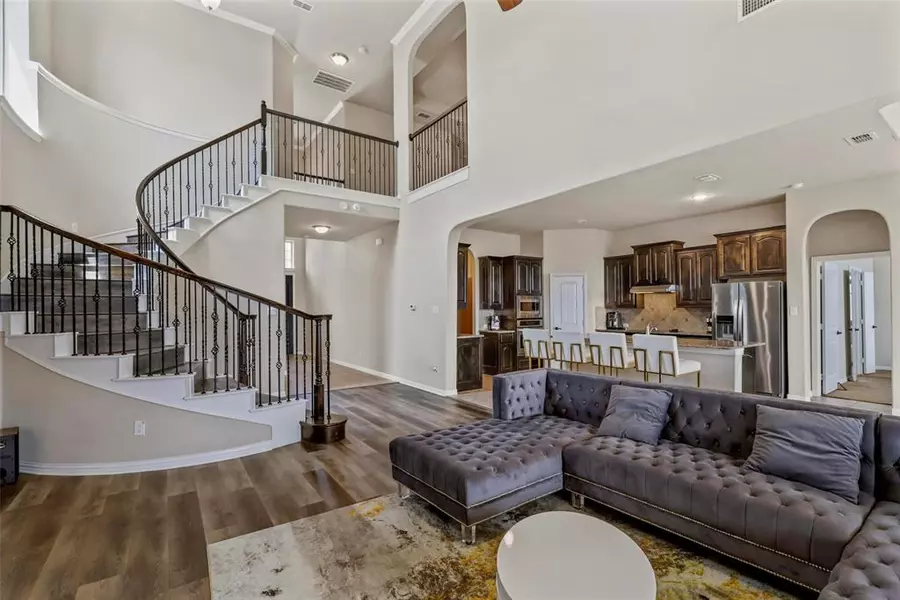 7544 Waterpoint Street, Grand Prairie, TX 75054