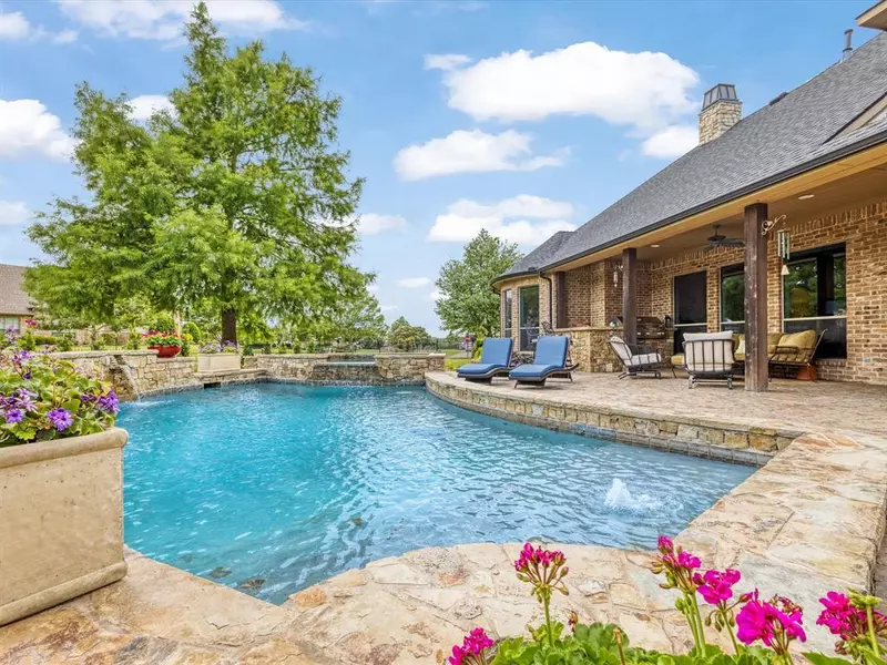 401 Wyndemere Boulevard, Heath, TX 75032