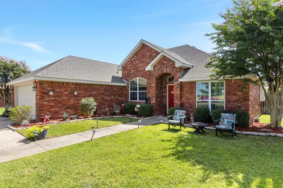 412 Geren Drive, Lavon, TX 75166
