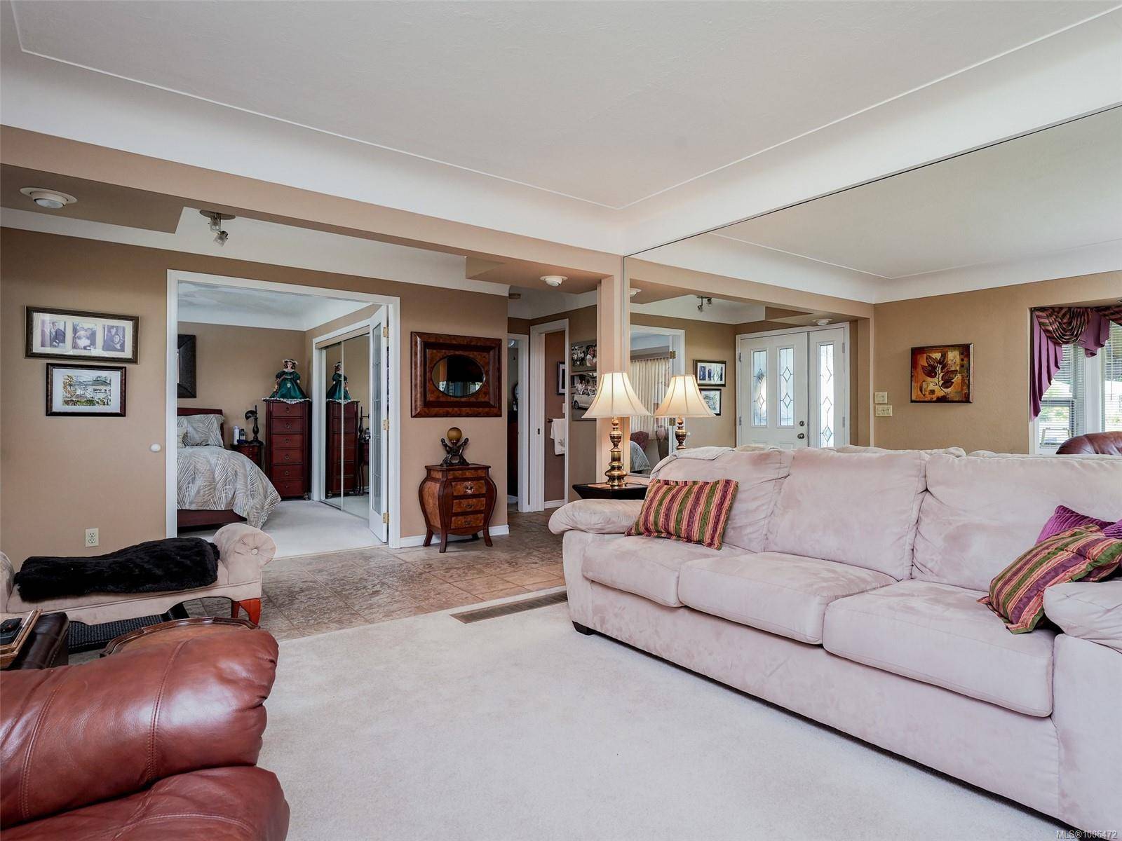 Saanich, BC V8Z 3Z3,4153 Birtles Ave