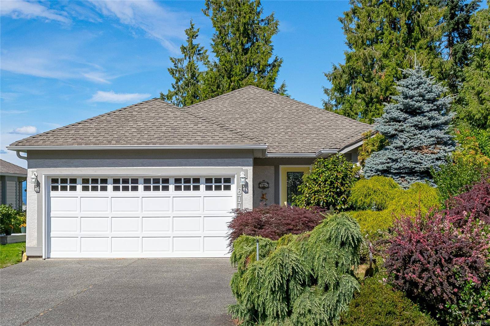 677 Windward Way, Qualicum Beach, BC V9K 2K4