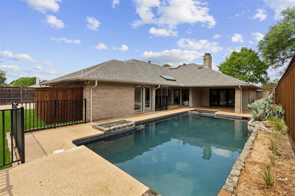 Dallas, TX 75252,5724 Still Forest Drive
