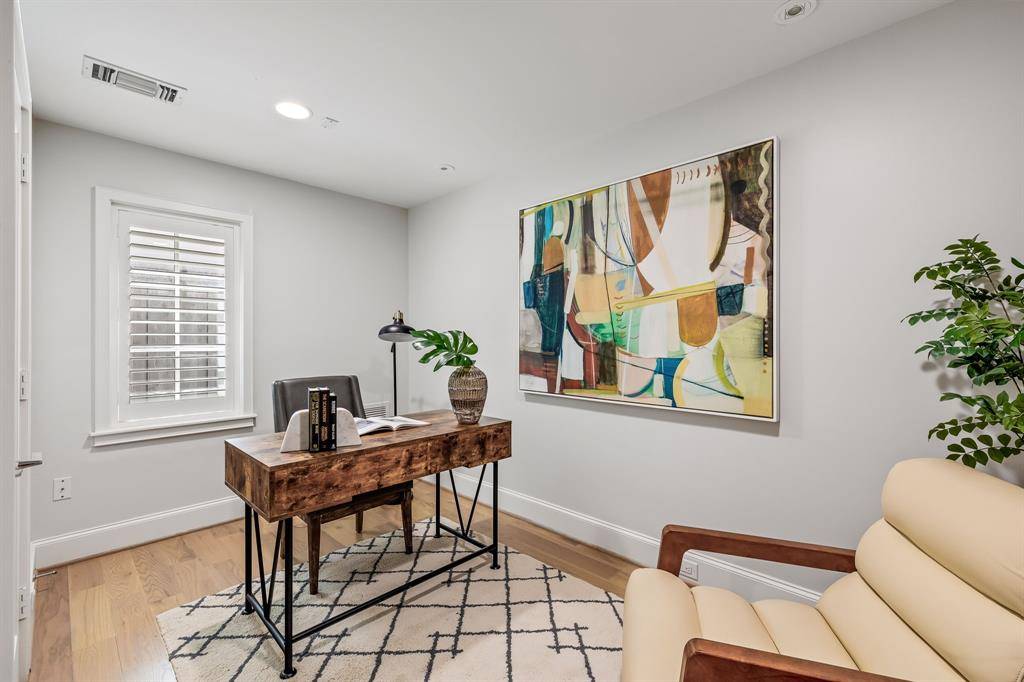 University Park, TX 75205,3420 Rosedale Avenue #6