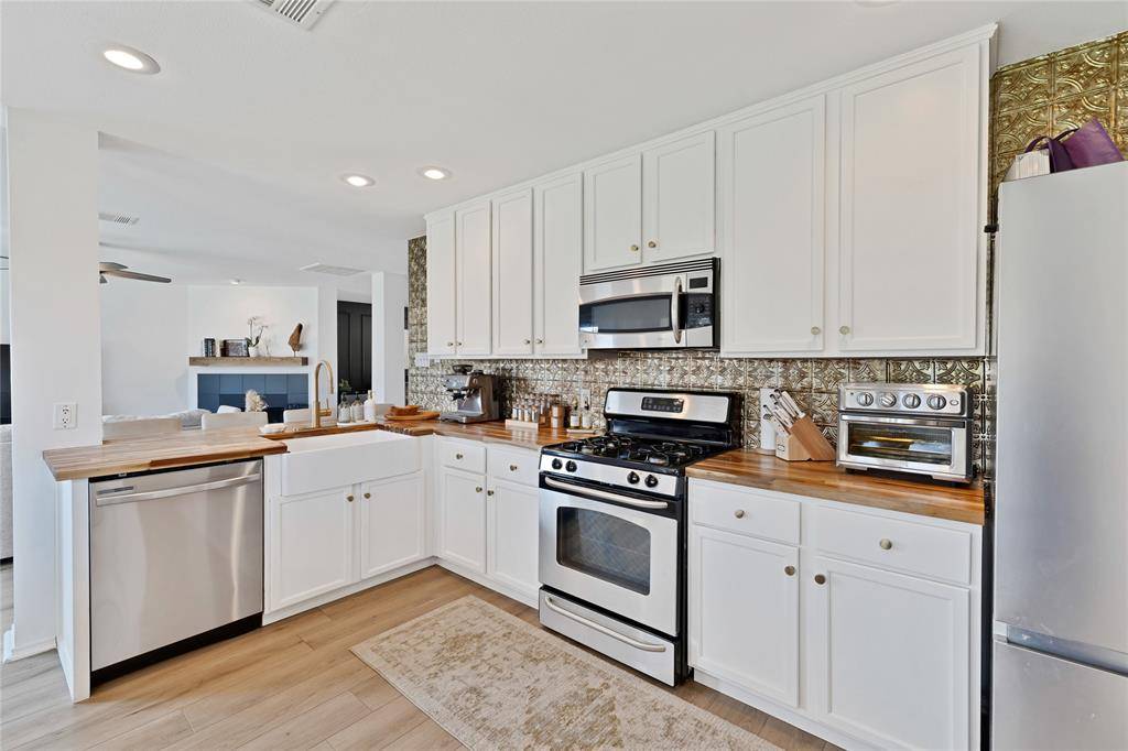 Mckinney, TX 75071,5104 White Spruce Drive