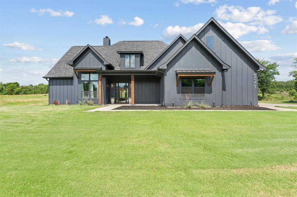 521 Echo Glade Court, Azle, TX 76020