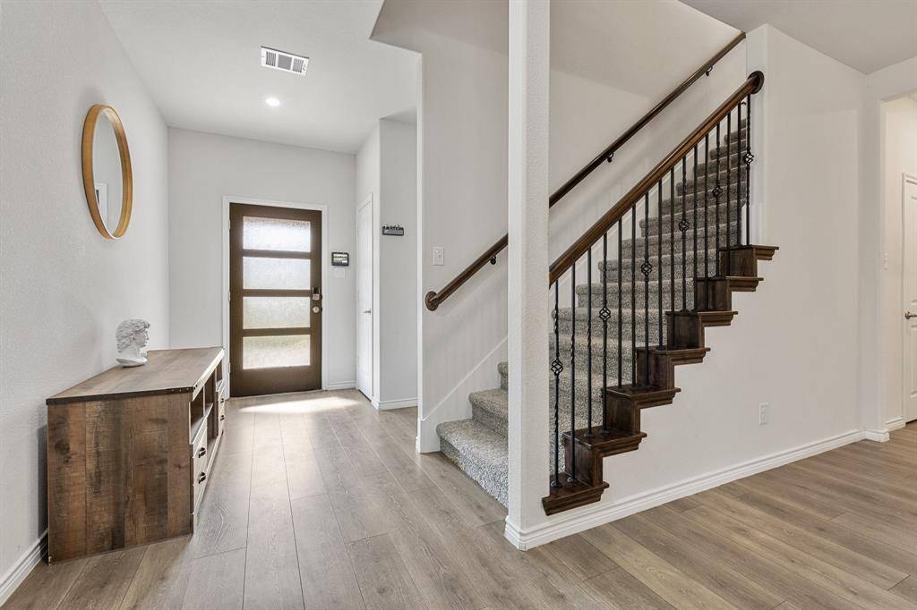 Forney, TX 75126,18137 Lakefront Court