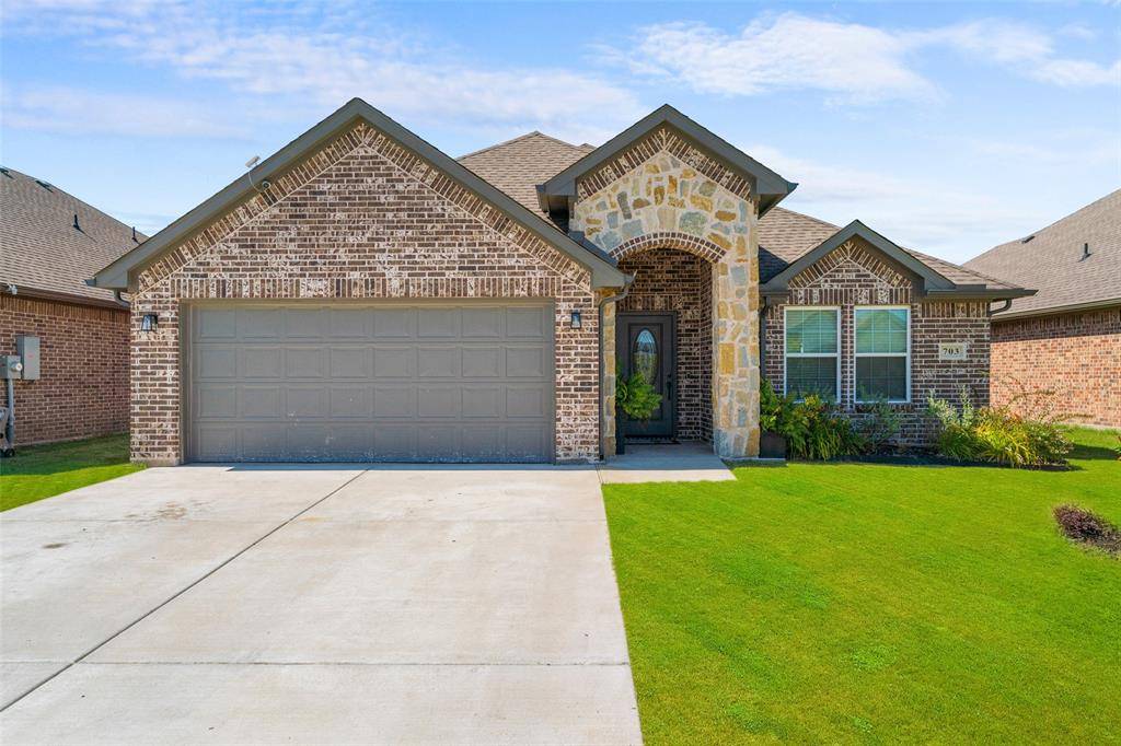 703 Hardaway Drive, Greenville, TX 75402