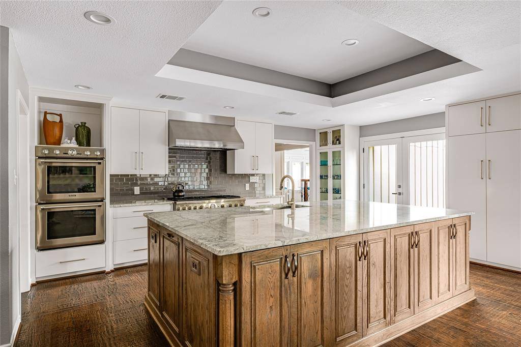 Dallas, TX 75229,5230 Boca Raton Drive