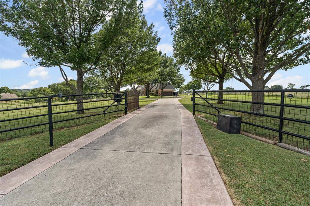 1428 Goforth Road, Fort Worth, TX 76126