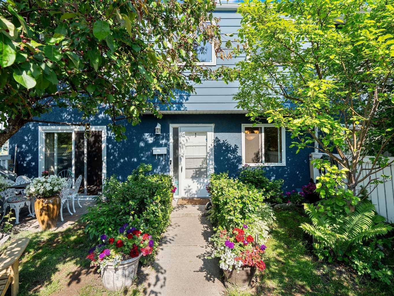 251 90 AVE SE #1, Calgary, AB T2J0A4